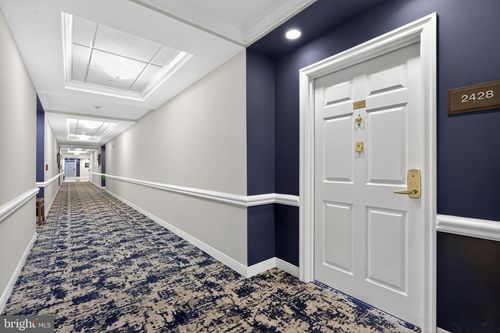 2428 Windrow Dr, PRINCETON, NJ, 08540-5018 | Card Image