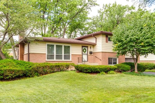 670 Indian Hill Rd, Deerfield, IL, 60015-4047 | Card Image