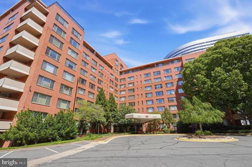 1004-1121 Arlington Blvd, ARLINGTON, VA, 22209-3229 | Card Image