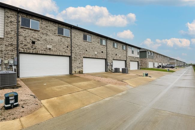2728 Baneberry Ln, Townhouse with 3 bedrooms, 3 bathrooms and null parking in Mesquite TX | Image 33