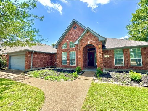 719 Willow Loop, College Station, TX, 77845-7913 | Card Image