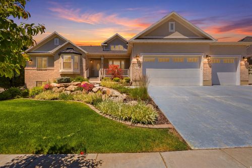 5575 S 1350 E, South Ogden, UT, 84403-5161 | Card Image