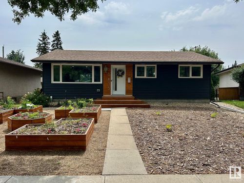 16455 104a Ave Nw, Edmonton, AB, T5P0T3 | Card Image
