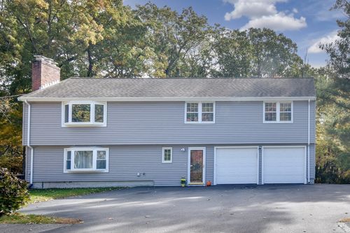 35 Blackberry Drive, Framingham, MA, 01701 | Card Image