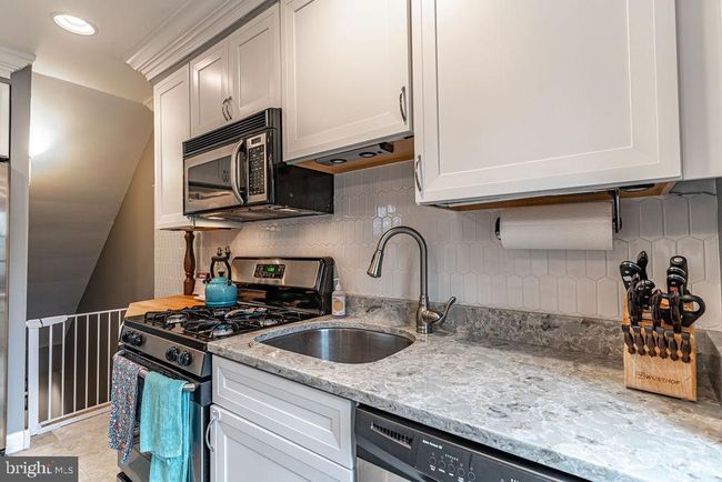 1206 Colonial Ave, Townhouse with 2 bedrooms, 2 bathrooms and null parking in ALEXANDRIA VA | Image 20