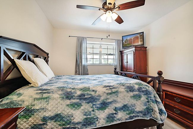 APT-343 - 1951 Ne 39 Th St, Condo with 2 bedrooms, 2 bathrooms and null parking in Lighthouse Point FL | Image 21