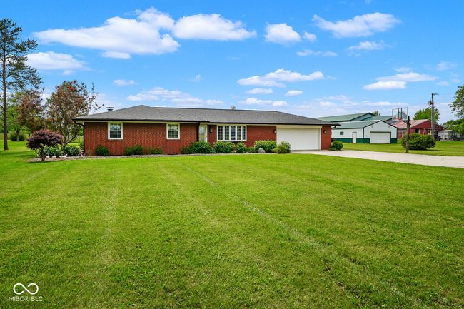 7447 S 25 E, House other with 3 bedrooms, 2 bathrooms and null parking in Pendleton IN | Image 4