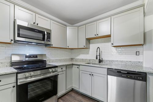 623 Belfast St, Lewisburg, TN, 37091-3415 | Card Image