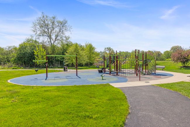 27w120 Timber Creek Dr, Townhouse with 3 bedrooms, 3 bathrooms and 2 parking in Winfield IL | Image 35