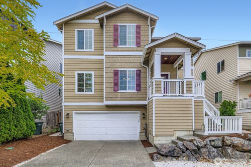 63-20402 124th Ave Ne, Bothell, WA, 98011-7654 | Card Image