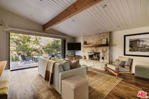 231 Muerdago Rd, Topanga, CA, 90290-3546 | Card Image