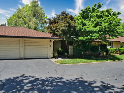 1206 Commons Dr., Sacramento, CA, 95825 | Card Image