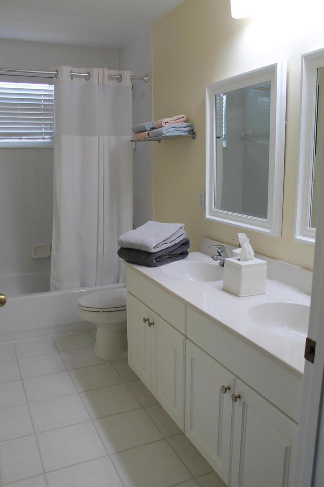 4194 Bluff Harbor Way, House other with 3 bedrooms, 3 bathrooms and null parking in Wellington FL | Image 21
