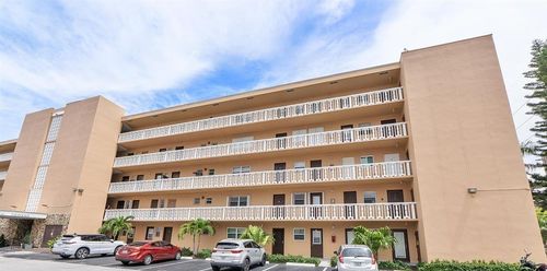 107-219 Ne 14th Ave, Hallandale Beach, FL, 33009-7488 | Card Image