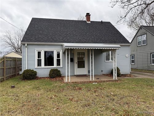 674 79th St, Niagara Falls, NY, 14304-2335 | Card Image