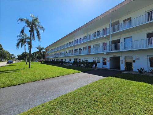apt-104b-5728 14th Ave N, SAINT PETERSBURG, FL, 33710-5851 | Card Image