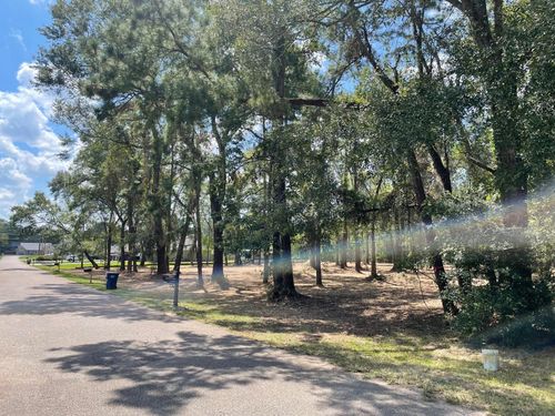 20780 Oakshade Dr, New Caney, TX, 77357-7596 | Card Image