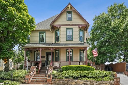 7 High St, Stanhope, NJ, 07874-2636 | Card Image