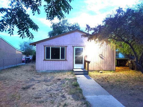 530 S Elm Ave, Pasco, WA, 99301 | Card Image