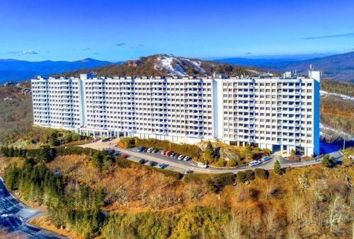 2107-303 Sugar Top Dr, Sugar Mountain, NC, 28604-8739 | Card Image