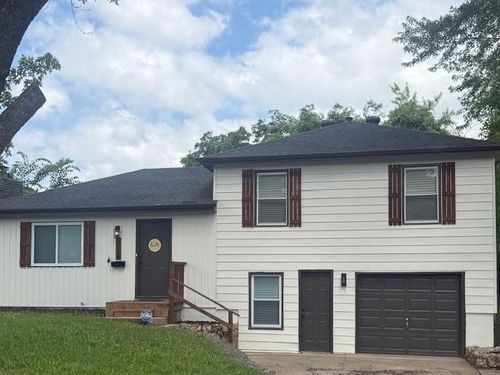 8611 Lane Avenue, Kansas City, MO, 64138 | Card Image