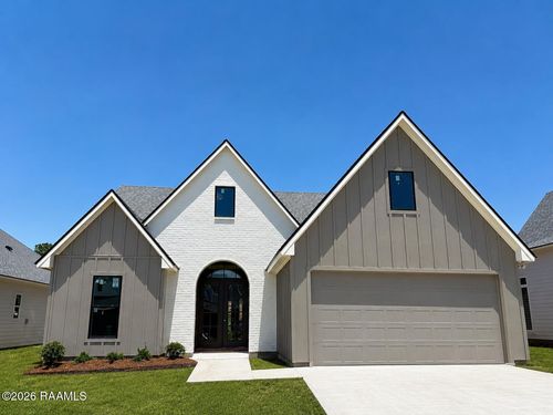 111 Fountain Meadow Dr, Broussard, LA, 70518-7841 | Card Image