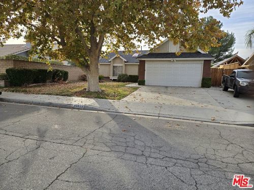 45039 Rachel Avenue, Lancaster, CA, 93535 | Card Image