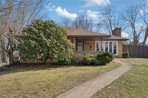 126 Mount Odin Dr, Greensburg, PA, 15601-9327 | Card Image