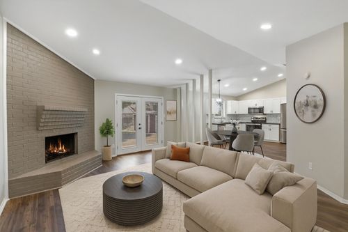 1300 Timbercrest Dr, Benbrook, TX, 76126-2803 | Card Image