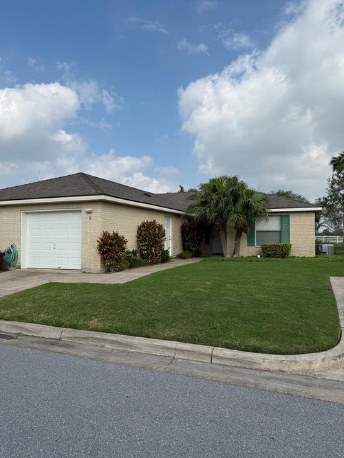 6 Pinehurst Dr, Laguna Vista, TX, 78578-2861 | Card Image