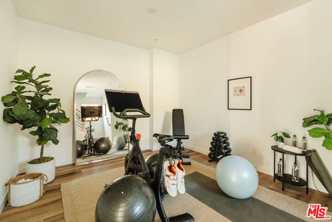 3851 Riley Ln, House other with 2 bedrooms, 3 bathrooms and 2 parking in Los Angeles CA | Image 15