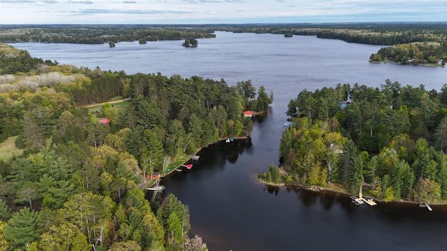 12711 Wind Point Rd, House other with 3 bedrooms, 2 bathrooms and null parking in MANITOWISH WATERS WI | Image 8