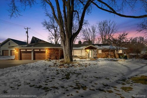 11547 Mcclumpha Rd, Plymouth, MI, 48170-3423 | Card Image