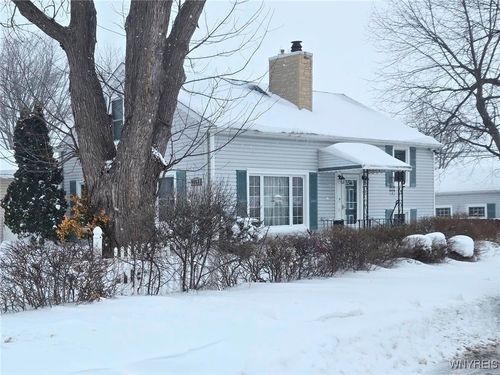 4882 Mount Vernon Blvd, Hamburg, NY, 14075-3313 | Card Image