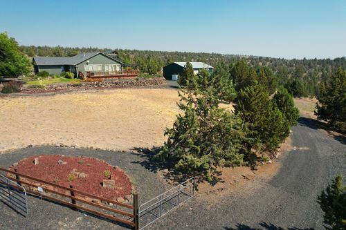 5720 Se Pueblo Rd, Prineville, OR, 97754-8577 | Card Image