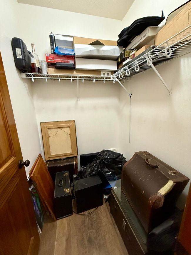 Bedroom #4 Walk-In Closet | Image 35