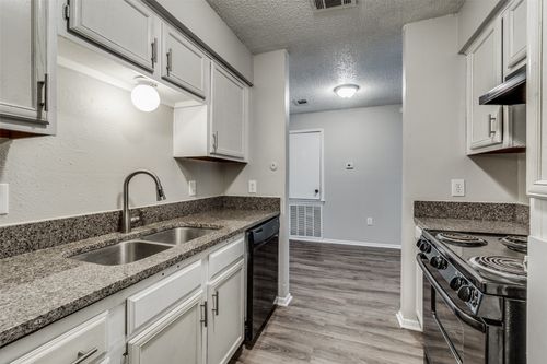 apt-1606-9696 Walnut St, Dallas, TX, 75243-2338 | Card Image