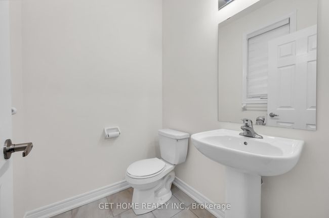 18 Germain Cir, House attached with 5 bedrooms, 4 bathrooms and 1 parking in Brampton ON | Image 9