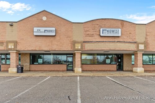 2-4-8516 Homestead Dr, Zeeland, MI, 49464-9226 | Card Image