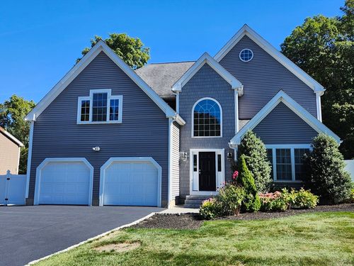 20 Woodridge Rd, Millbury, MA, 01527-3932 | Card Image