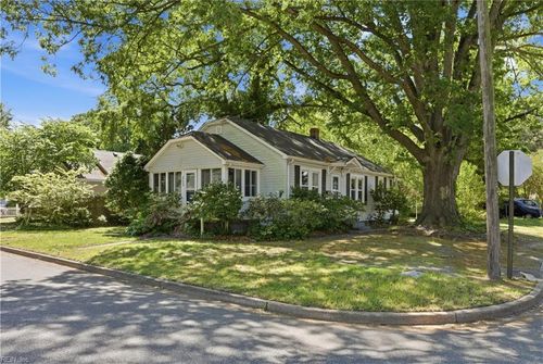 3523 Brighton St, Portsmouth, VA, 23707-4307 | Card Image