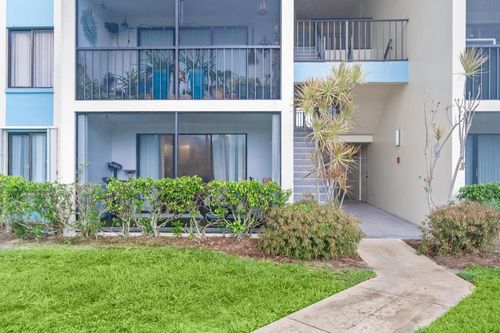 a1-1108 Green Pine Boulevard, West Palm Beach, FL, 33409 | Card Image