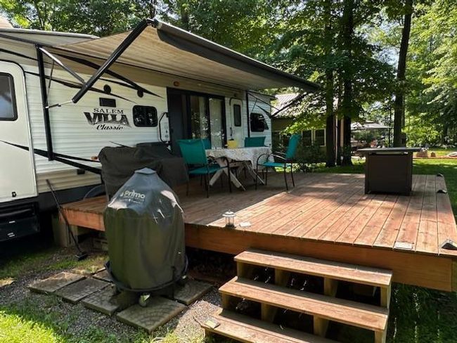 Deck Lakeside, Deck Furniture Included | Image 27
