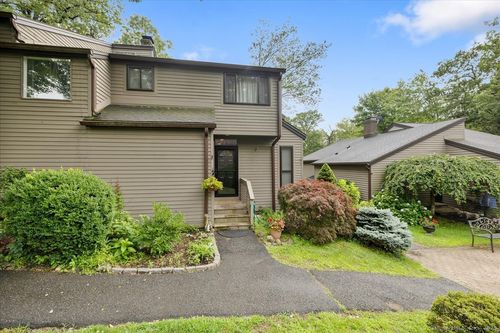 1-1 Alder Ct, Woodbury, CT, 06798-3221 | Card Image