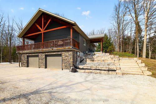 22 Bunnyview Dr, Sauble Beach, ON, N0H2G0 | Card Image