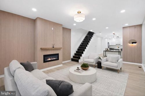 740 S 53rd St, PHILADELPHIA, PA, 19143-2635 | Card Image