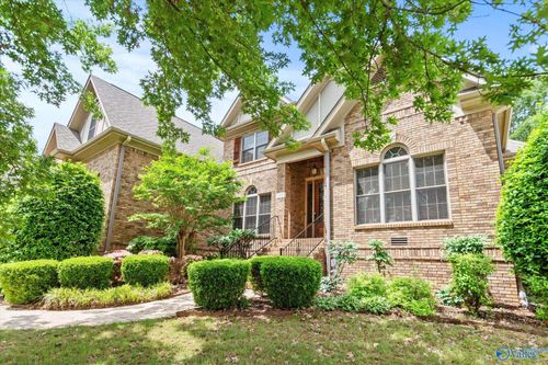 110 Shoreline Dr, Madison, AL, 35758-9404 | Card Image