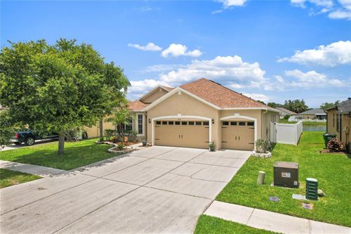 31415 Bridgegate Dr, Wesley Chapel, FL, 33545-8224 | Card Image