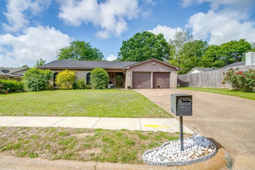 529 Jayellen Avenue, Burleson, TX, 76028 | Card Image