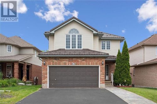 266 Briarmeadow Drive, Kitchener, ON, N2A4H5 | Card Image